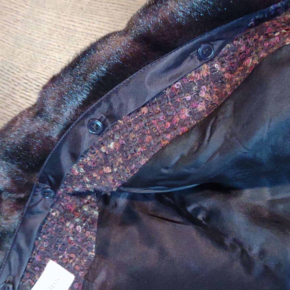 Impressive looking Woman Jacket with Removable Collar by JONES NEW YORK Size 12 - Picture 9 of 11
